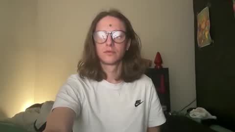 Snapshot of longdickelijah chatting on 04/14/26, 12:05 longdickelijah online show from 04/14/26, 12:05