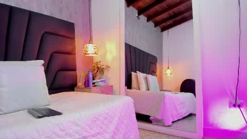 Snapshot of longina_ chatting on 06/20/26, 07:16 Longina online show from 06/20/26, 07:16