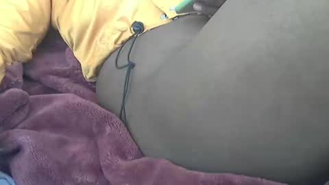 Longlip30 online show from 09/11/25, 10:26