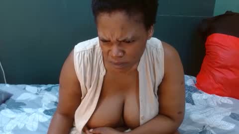 Longlip30 online show from 02/20/26, 06:26