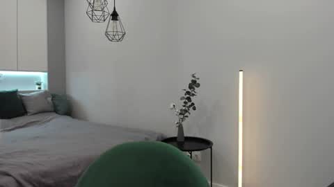 Snapshot of longoriaeva chatting on 01/04/25, 02:14 Eva online show from 01/04/25, 02:14