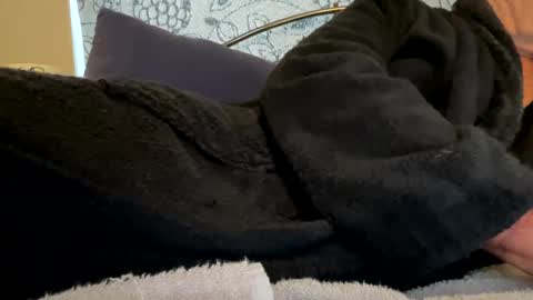 Snapshot of longshank09 chatting on 02/08/25, 10:39 longshank09 online show from 02/08/25, 10:39