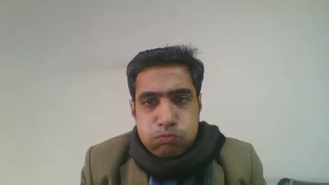 Snapshot of longthick1985 chatting on 12/27/24, 09:28 Lleida-man online show from 12/27/24, 09:28