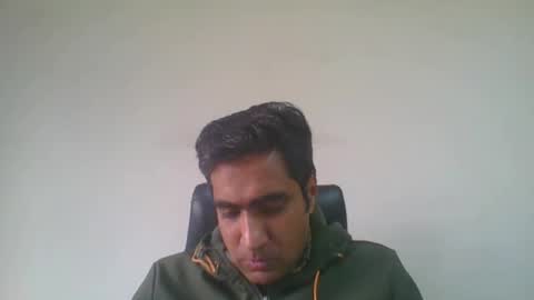 Snapshot of longthick1985 chatting on 03/03/25, 07:54 Lleida-man online show from 03/03/25, 07:54