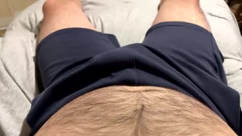 Snapshot of longwood2323 chatting on 04/04/26, 10:57 Longwood2323 online show from 04/04/26, 10:57