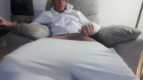 Snapshot of look_bigcock chatting on 03/08/25, 03:50 Seamus Love online show from 03/08/25, 03:50