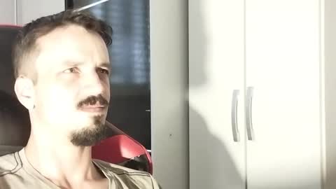 Lucas online show from 12/02/24, 02:19