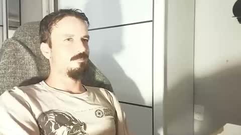 Snapshot of lookaz4010 chatting on 12/16/25, 12:54 Lucas online show from 12/16/25, 12:54