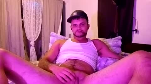 Snapshot of lookhim25 chatting on 03/16/26, 05:02 lookhim25 online show from 03/16/26, 05:02