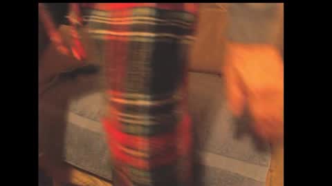 looking469 online show from 01/04/25, 04:33