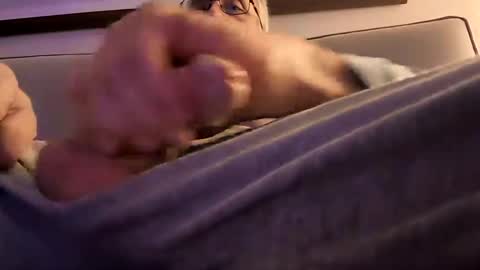 looking469 online show from 10/07/25, 04:09