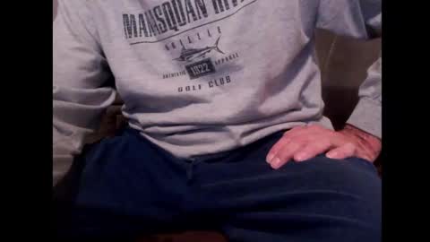 looking469 online show from 10/13/25, 03:17