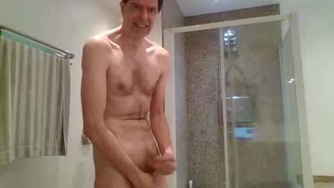 Snapshot of lookingforfun452344 chatting on 01/04/25, 02:14 Robin online show from 01/04/25, 02:14