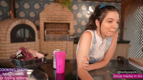 Snapshot of loollypop24 chatting on 09/14/25, 06:40 Chaturbatexxjessica online show from 09/14/25, 06:40