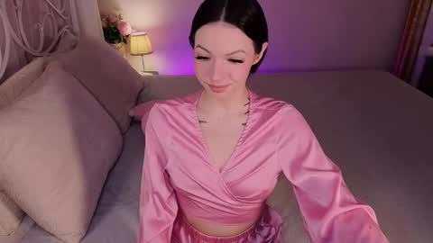 Luna online show from 02/01/26, 08:29