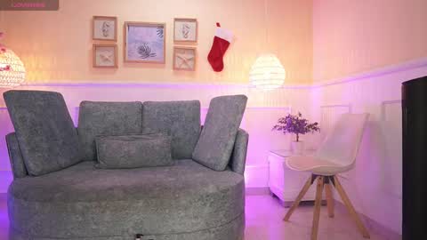 Loona Nyx online show from 11/24/25, 11:32