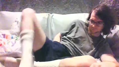 Snapshot of loonerangel chatting on 02/04/25, 01:13 LoonerAngel online show from 02/04/25, 01:13