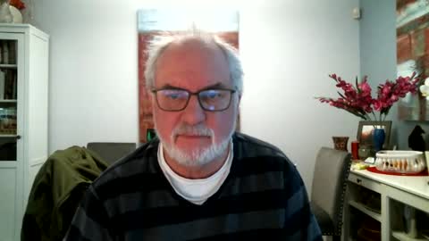 Snapshot of loop102 chatting on 01/23/25, 10:44 loop102 online show from 01/23/25, 10:44