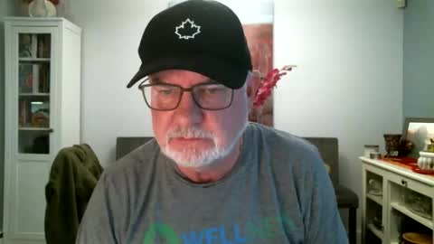 Snapshot of loop102 chatting on 05/03/26, 05:30 loop102 online show from 05/03/26, 05:30