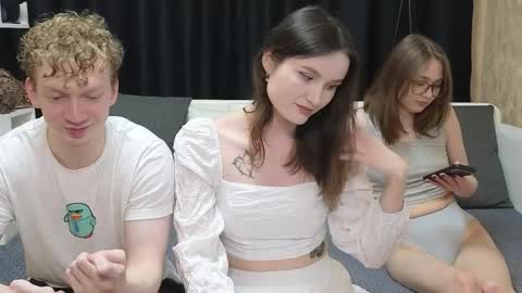 Snapshot of loossers chatting on 04/08/26, 03:12 Jean and Isa right couple Mark and Eva left couple online show from 04/08/26, 03:12