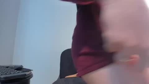 Snapshot of loovelymiia_ chatting on 01/02/25, 07:51 Mia Aniston online show from 01/02/25, 07:51