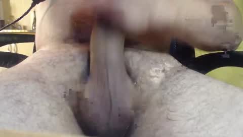 Snapshot of loquito261 chatting on 02/16/25, 06:10 loquito261 online show from 02/16/25, 06:10