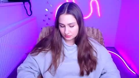 Lora online show from 02/17/26, 12:23