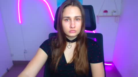 Lora online show from 02/25/26, 06:45