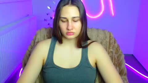 Snapshot of lora_kisses chatting on 03/06/26, 06:43 Lora online show from 03/06/26, 06:43