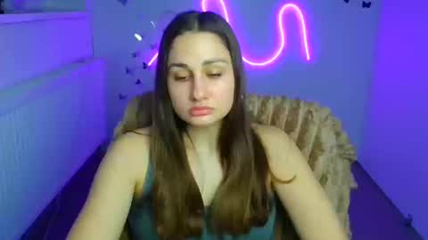 Snapshot of lora_kisses chatting on 03/13/26, 07:04 Lora online show from 03/13/26, 07:04