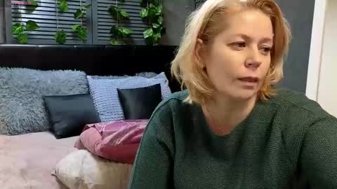 Lora online show from 03/01/25, 08:02