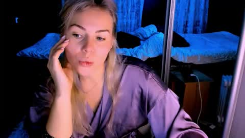 Snapshot of loraboyar chatting on 10/02/25, 02:18 Lora online show from 10/02/25, 02:18