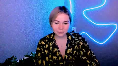 Snapshot of loraboyar chatting on 01/08/26, 02:58 Lora online show from 01/08/26, 02:58