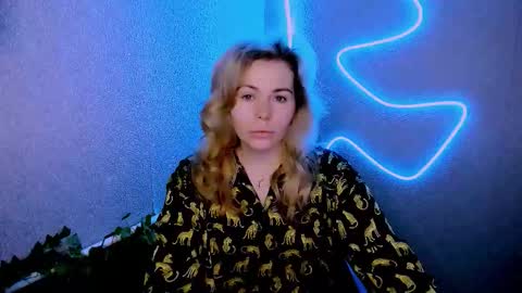 Snapshot of loraboyar chatting on 02/02/26, 02:54 Lora online show from 02/02/26, 02:54