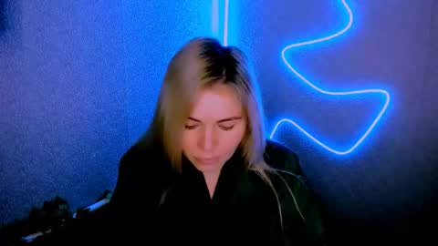 Snapshot of loraboyar chatting on 03/10/26, 02:27 Lora online show from 03/10/26, 02:27