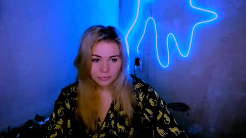 Snapshot of loraboyar chatting on 03/16/26, 02:39 Lora online show from 03/16/26, 02:39