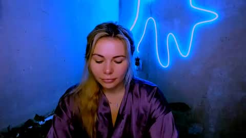 Snapshot of loraboyar chatting on 03/17/26, 02:38 Lora online show from 03/17/26, 02:38