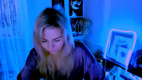 Snapshot of loraboyar chatting on 06/18/26, 02:34 Lora online show from 06/18/26, 02:34