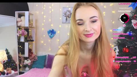 LoraColins online show from 01/03/25, 07:18