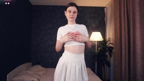 Lora online show from 11/13/25, 05:17