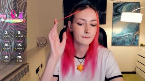 Snapshot of loradimmick chatting on 10/10/25, 09:08 Lora online show from 10/10/25, 09:08