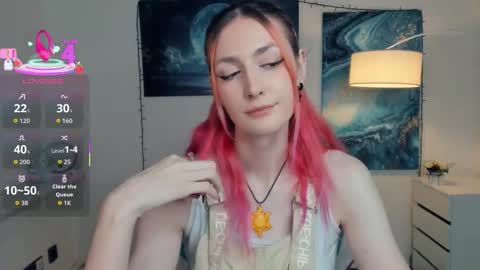 Snapshot of loradimmick chatting on 10/23/25, 10:47 Lora online show from 10/23/25, 10:47