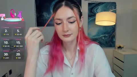 Snapshot of loradimmick chatting on 11/02/25, 11:12 Lora online show from 11/02/25, 11:12