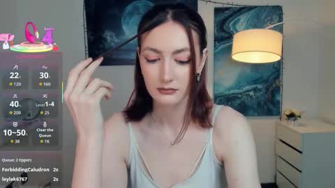 Snapshot of loradimmick chatting on 11/06/25, 11:22 Lora online show from 11/06/25, 11:22