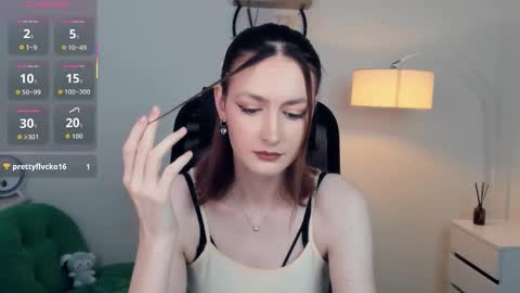 Snapshot of loradimmick chatting on 11/09/25, 10:57 Lora online show from 11/09/25, 10:57