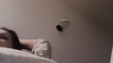 Lora online show from 12/24/24, 09:11