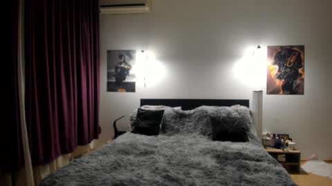 Lora online show from 01/12/25, 04:29