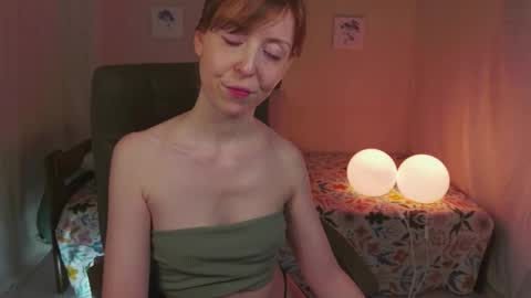 Snapshot of lorafoxy chatting on 05/14/26, 04:47 LoraFoxy online show from 05/14/26, 04:47