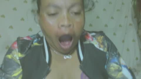 LorahVane online show from 07/03/26, 06:47