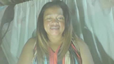 Snapshot of lorahxvane chatting on 04/05/26, 08:17 LorahxVane online show from 04/05/26, 08:17